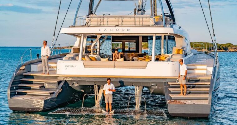 Why a Private Boat Charter Is Perfect for Groups Visiting Cartagena