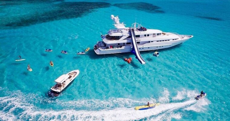 Why a Private Boat Charter Is One of the Best Ways to Experience Cartagena